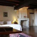 D'hotes La Bastide Des Tremieres 4*