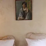 Oda ve Kahvaltı D'hotes La Bastide Des Tremieres 4*