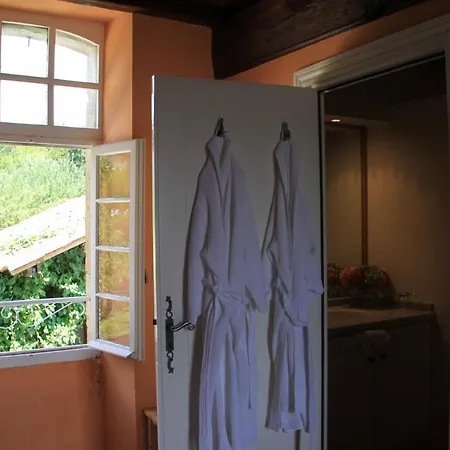 D'hotes La Bastide Des Tremieres