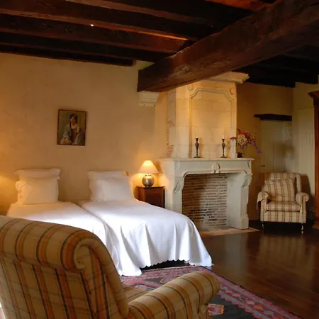 Bed & Breakfast D'hotes La Bastide Des Tremieres 4*