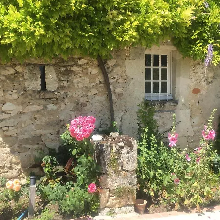 D'hotes La Bastide Des Tremieres Bed & Breakfast 4*