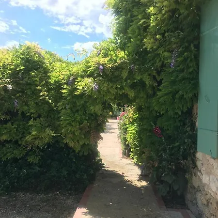 Bed & Breakfast D'hotes La Bastide Des Tremieres Saint-Antoine-de-Breuilh