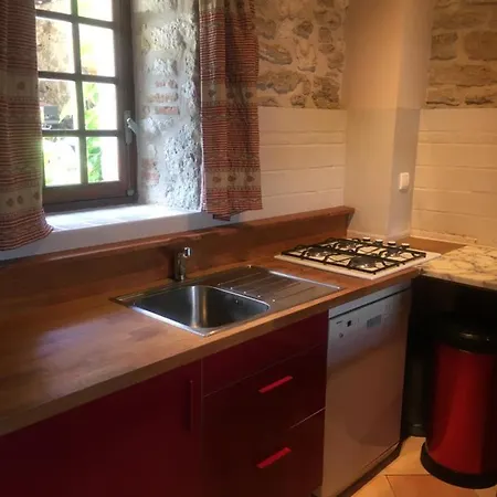 D'hotes La Bastide Des Tremieres Bed & Breakfast